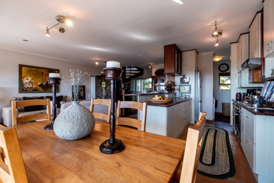 4 Bedroom Property for Sale in St Francis On Sea Eastern Cape